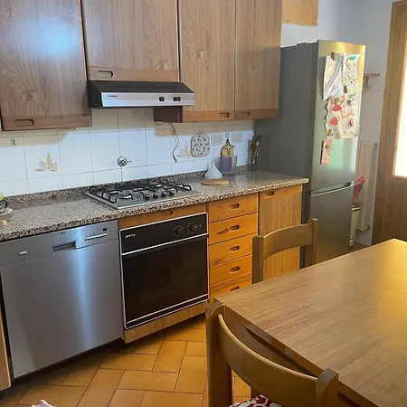 Aurora Con Parcheggio Privato Apartmán
