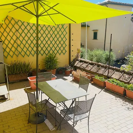 Aurora Con Parcheggio Privato Apartmán *